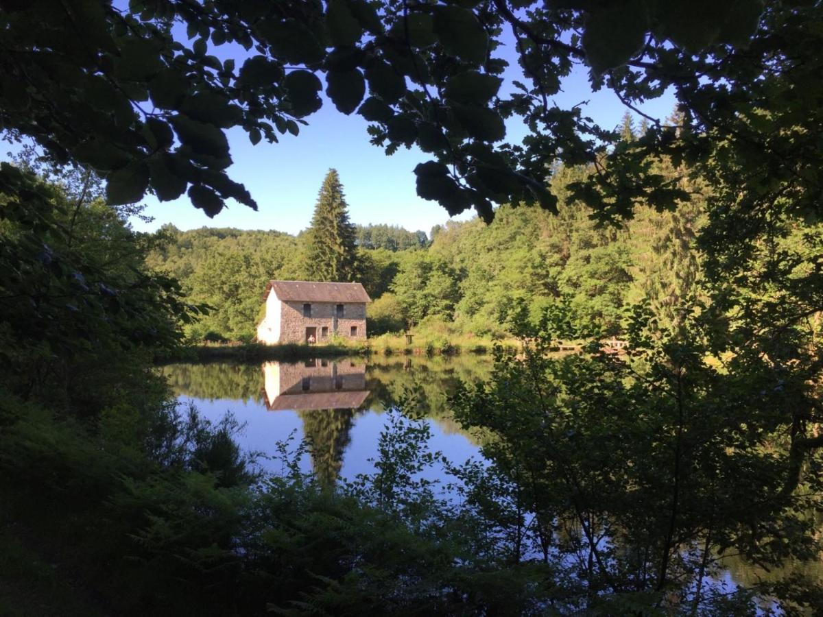 Saint-Moreil Le Moulin De La Farge B&B מראה חיצוני תמונה